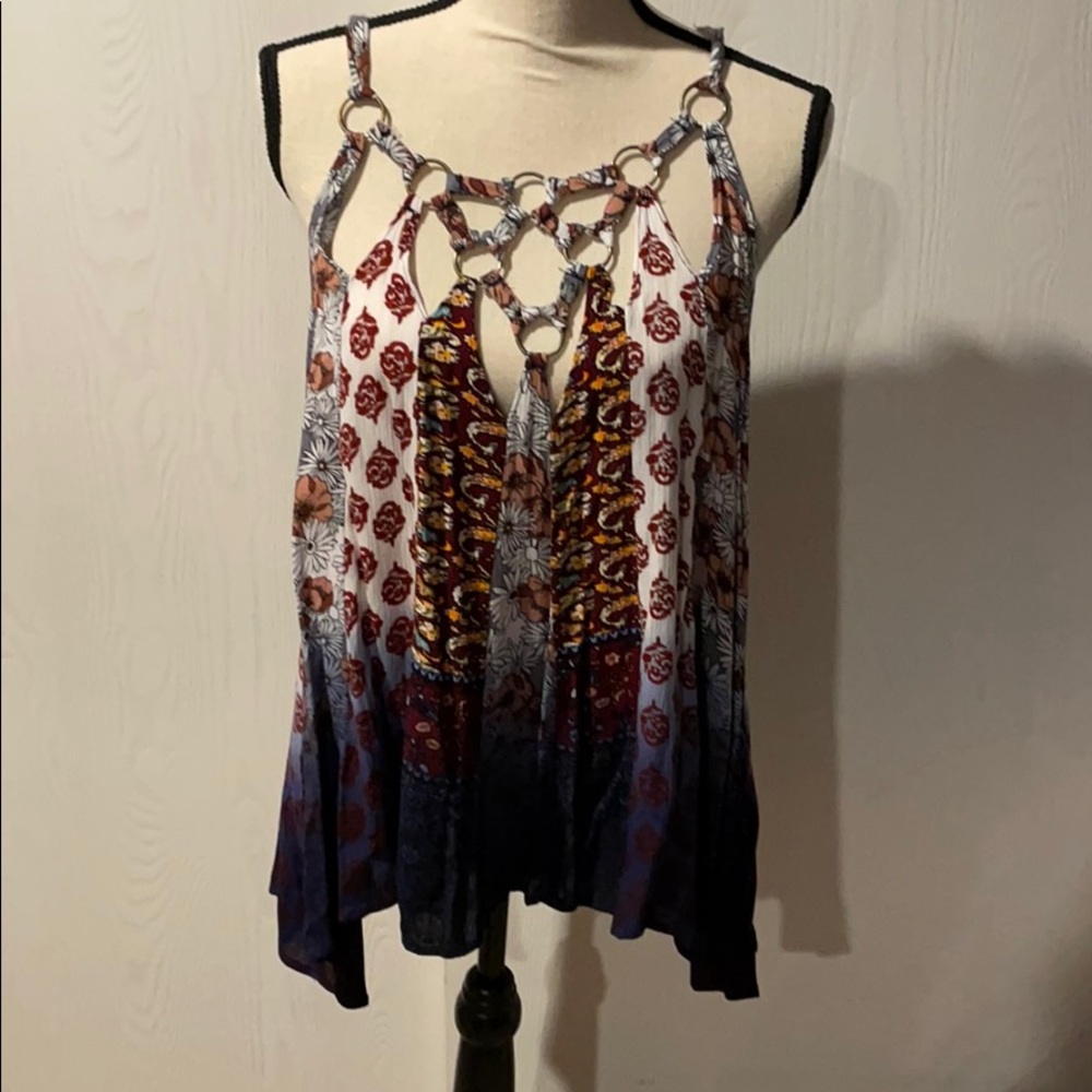 Gimmicks top